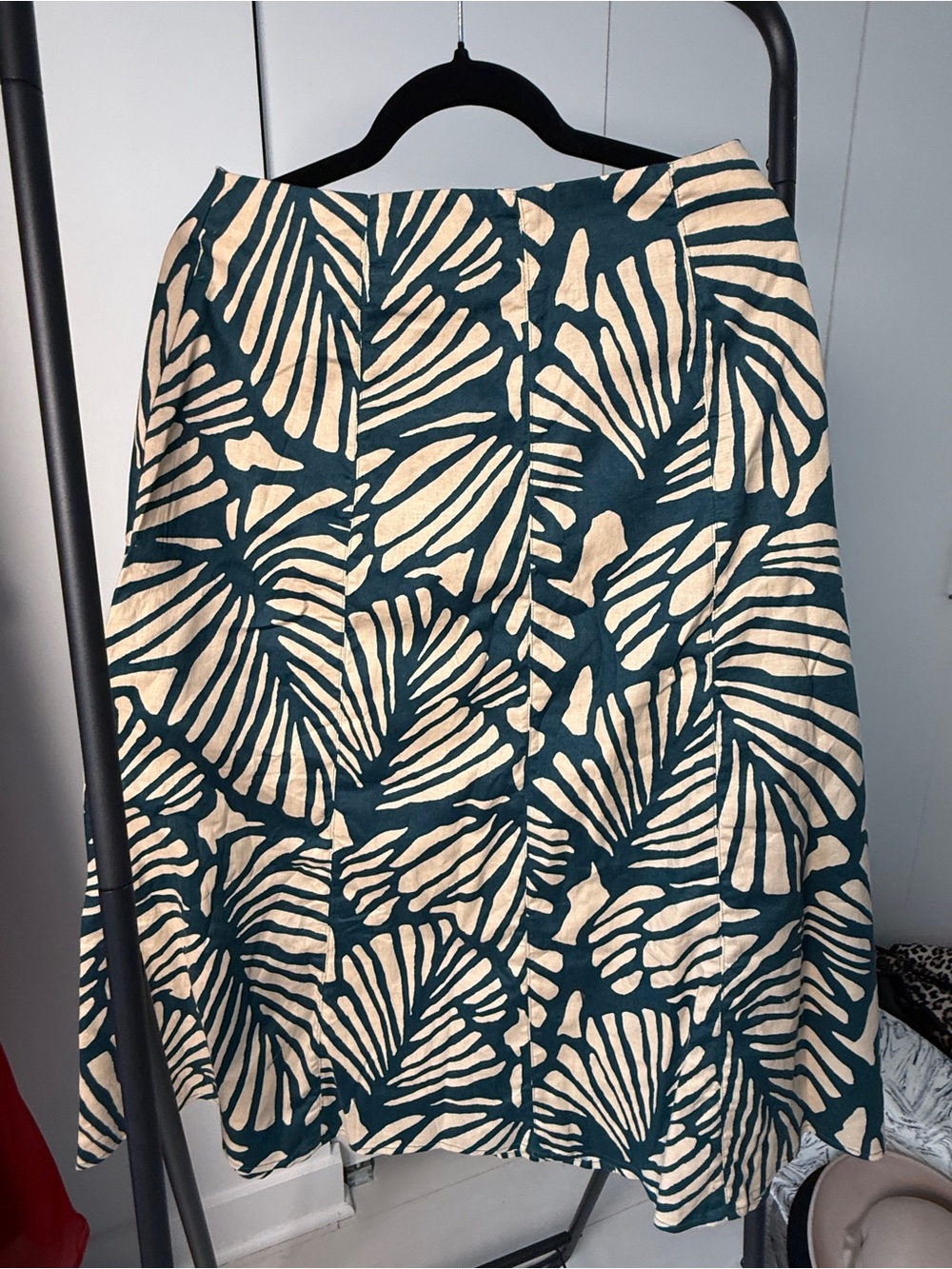 Banana Republic Teal and Cream Printed Midi Skirt